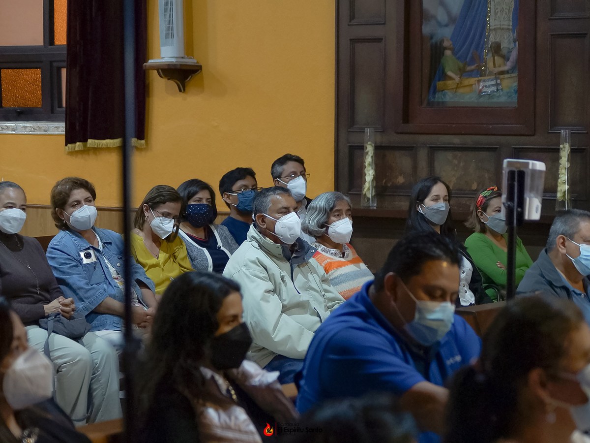 Formación de nuestro equipo de&nbsp;liturgia