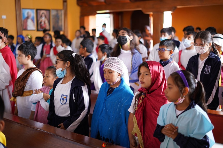 El Centro Miguel Magone celebra a nuestra Madre&nbsp;Auxiliadora.