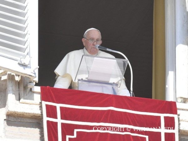Papa Francisco: «¿me doy cuenta de que he recibido la vida como un&nbsp;don?»