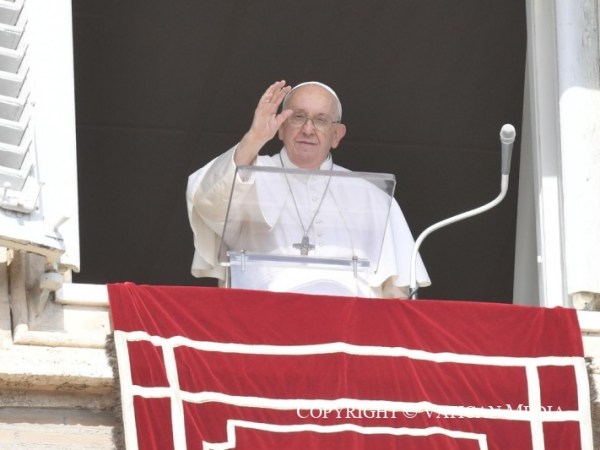 Papa Francisco: «Dios se propone, no se impone,&nbsp;nunca»
