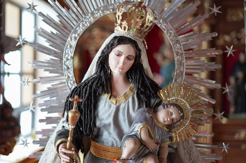 Iniciamos el mes del&nbsp;Rosario.