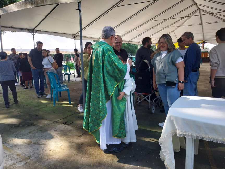Feliz cumpleaños Padre&nbsp;Rolando