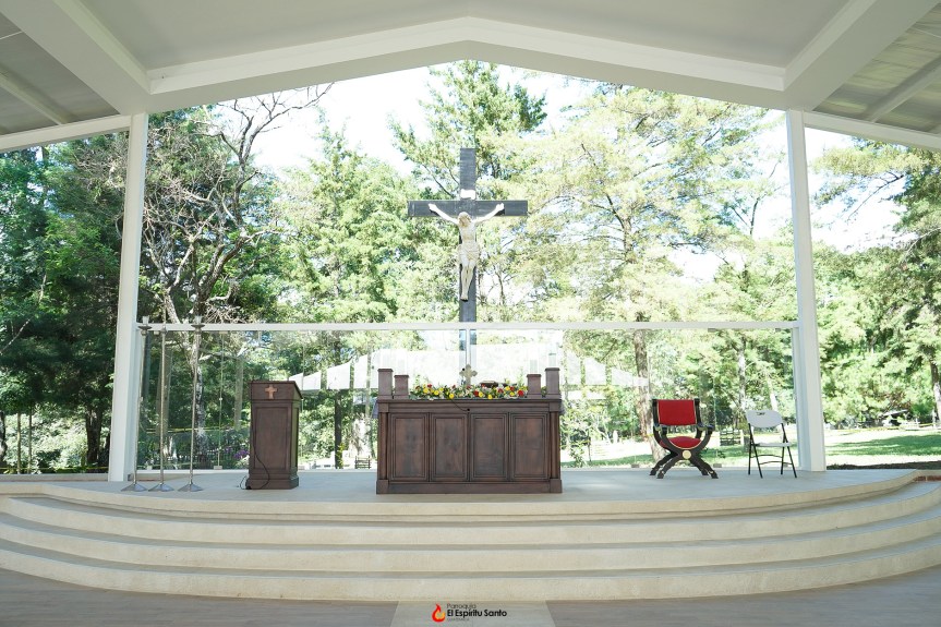 Bendición del nuevo templete del Salón&nbsp;Campestre.