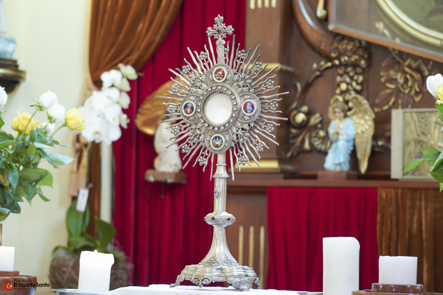 Te adoro con&nbsp;devoción