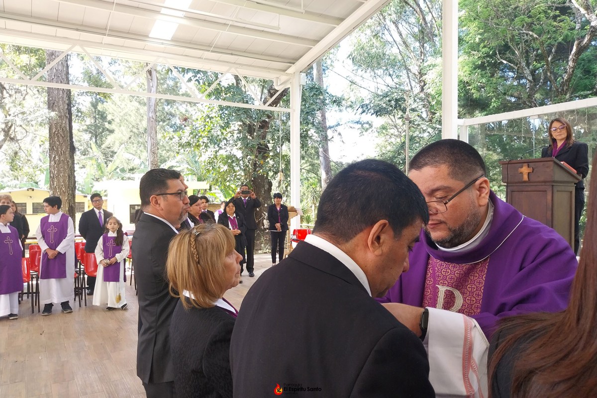 Nuevos Ministros extraordinarios de la comunión. Parroquia El