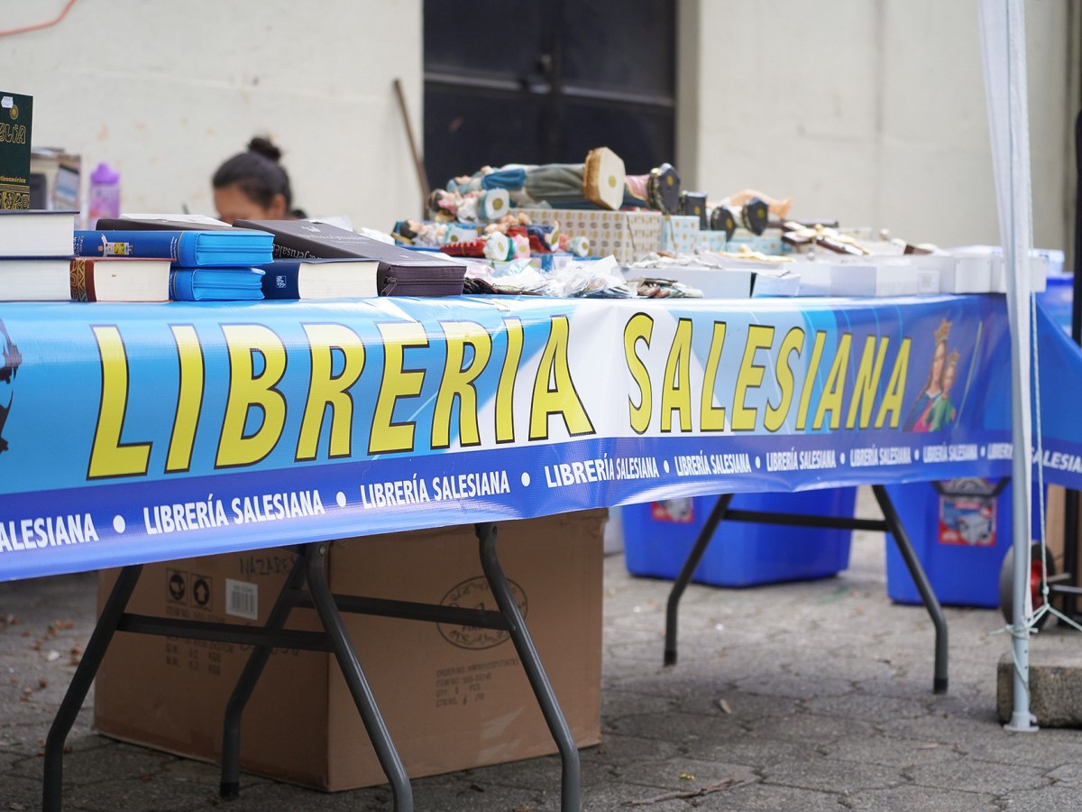 La Librería Salesiana de visita en nuestra&nbsp;parroquia