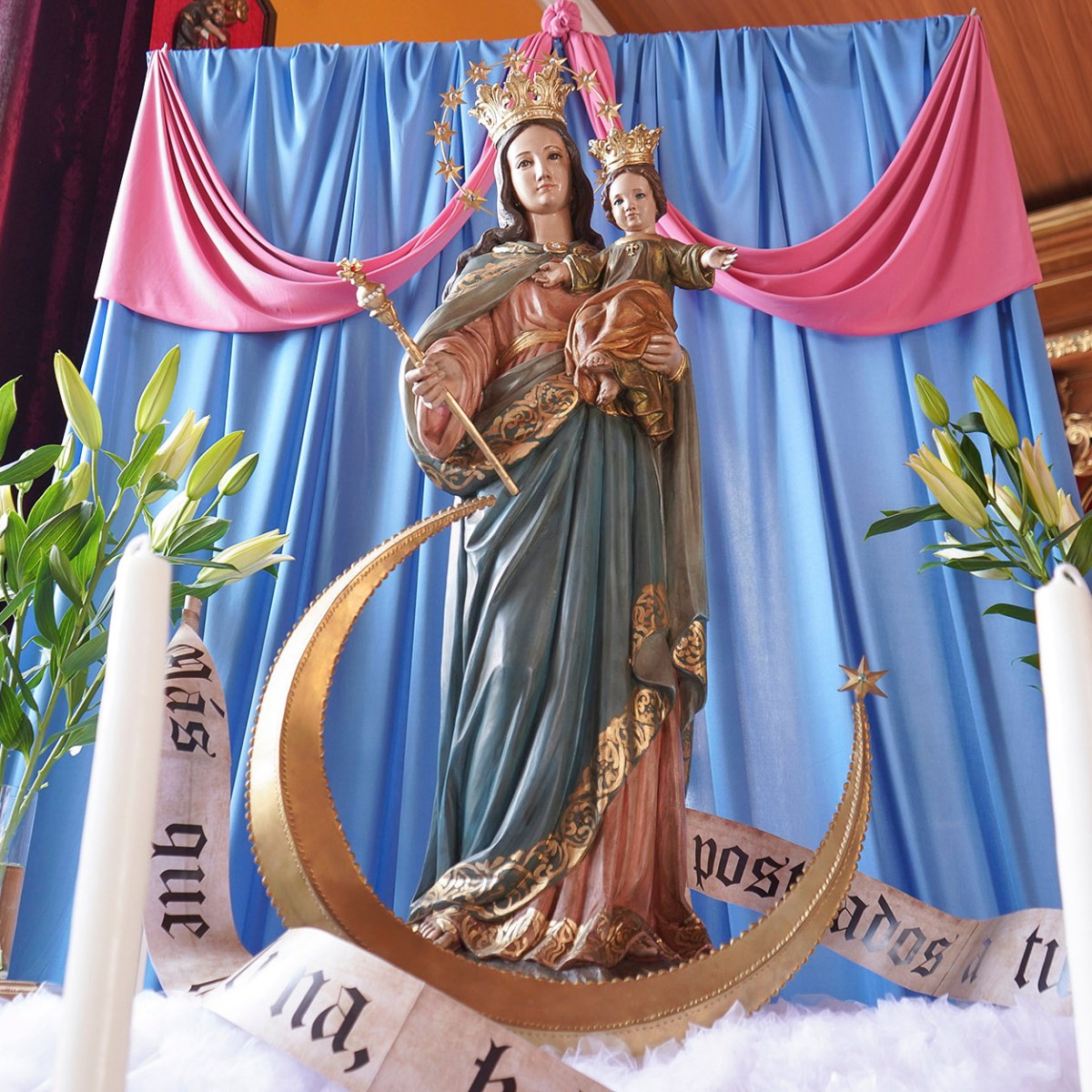 Acción de gracias a Dios por medio de María&nbsp;Auxiliadora