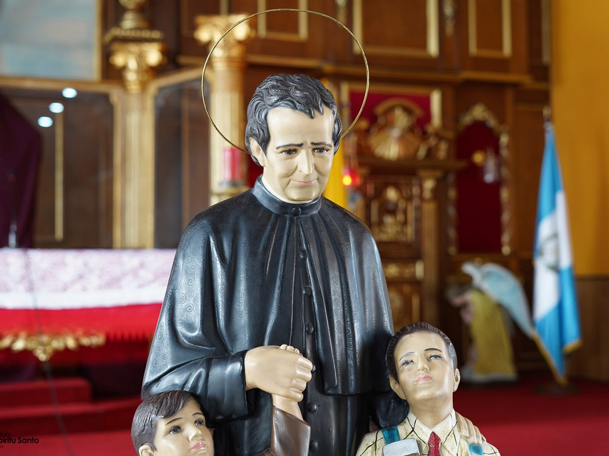 Intercede por nuestras&nbsp;necesidades