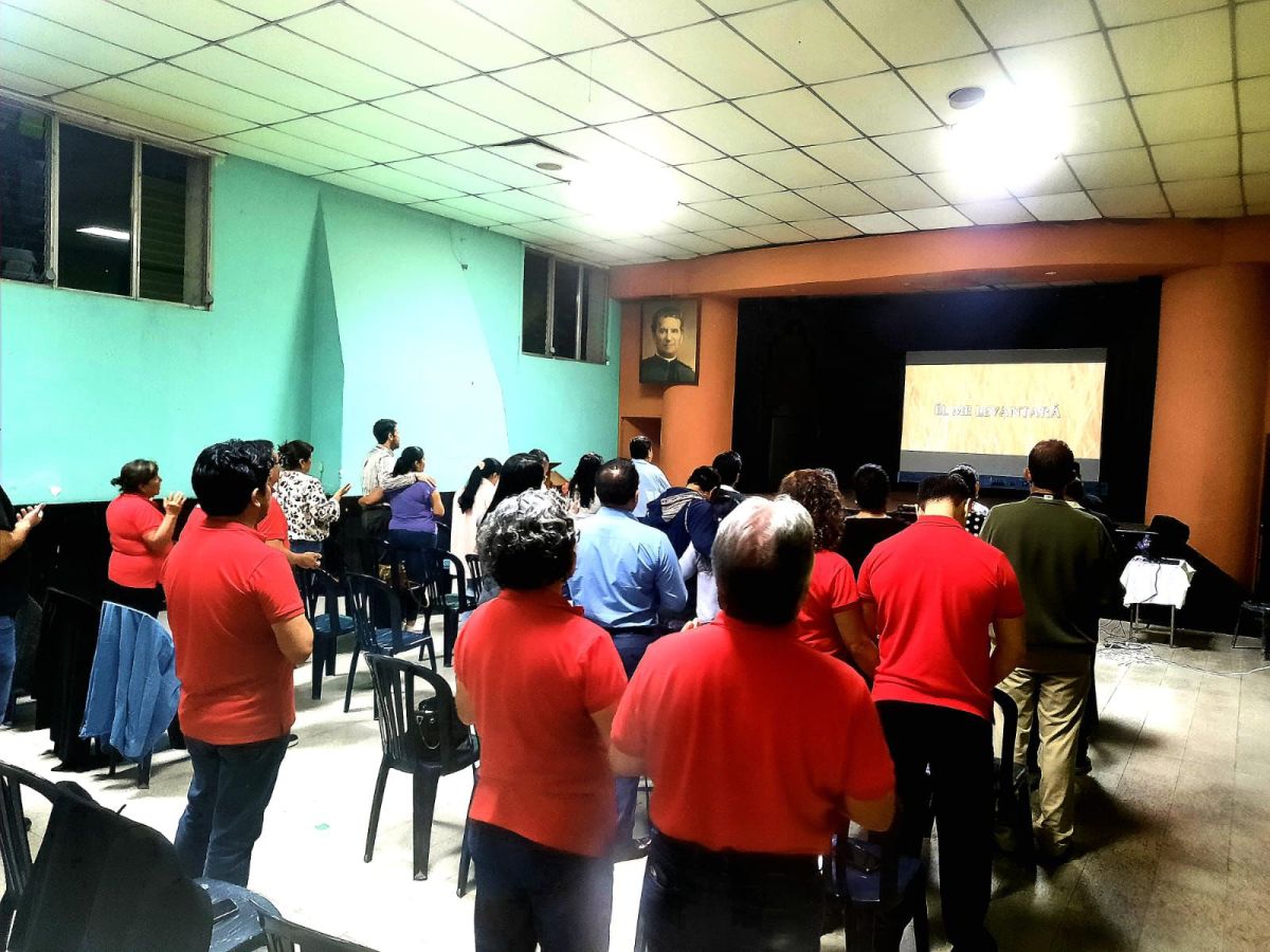 Trabajando por los&nbsp;matrimonios