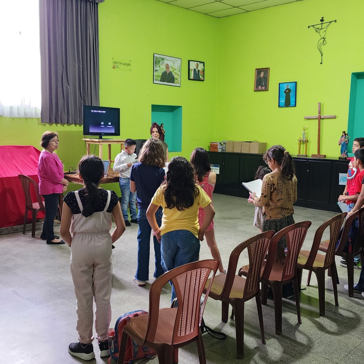 Los niños siguen avanzando en su&nbsp;catequesis