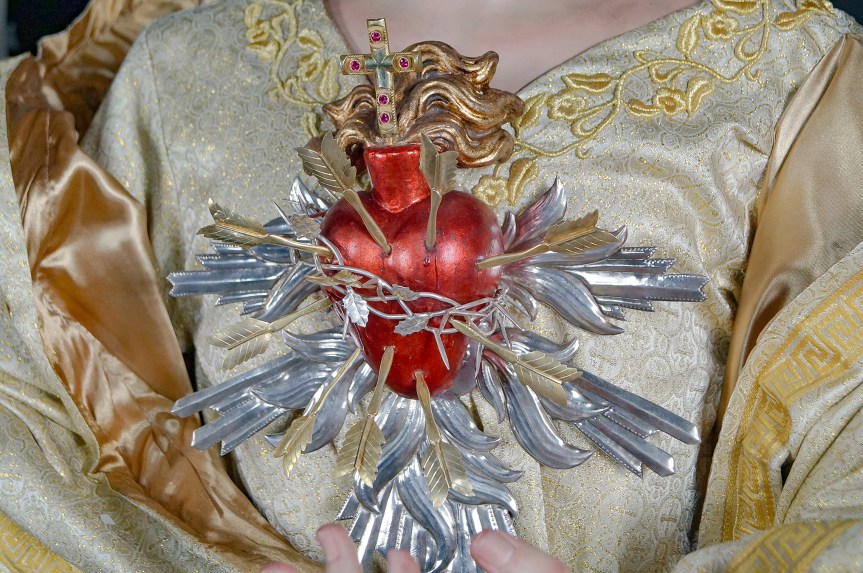 La relación del Sagrado Corazón con el Santísimo&nbsp;Sacramento