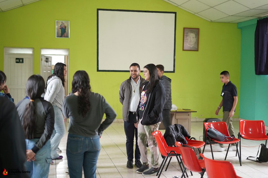 Los Apóstoles por la paz realizan su retiro para&nbsp;jóvenes