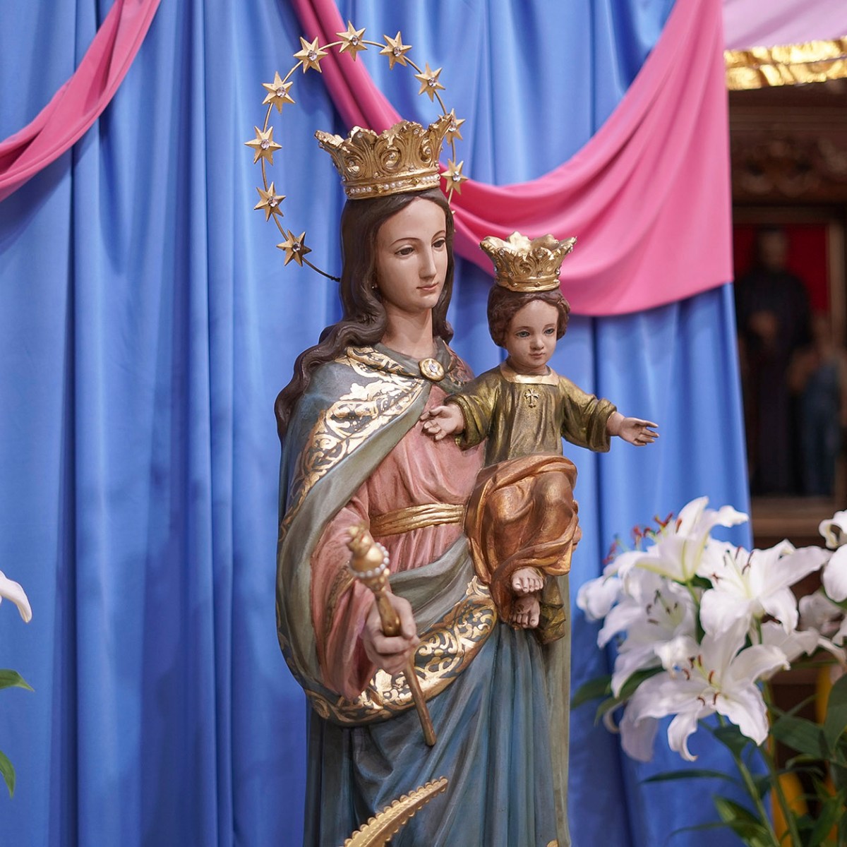 Vuelve hacia mí tus ojos, Virgen&nbsp;Auxiliadora