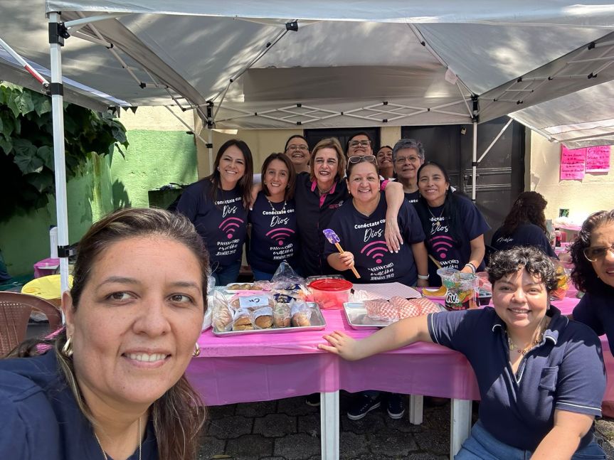 Juntando fondos para continuar&nbsp;evangelizando