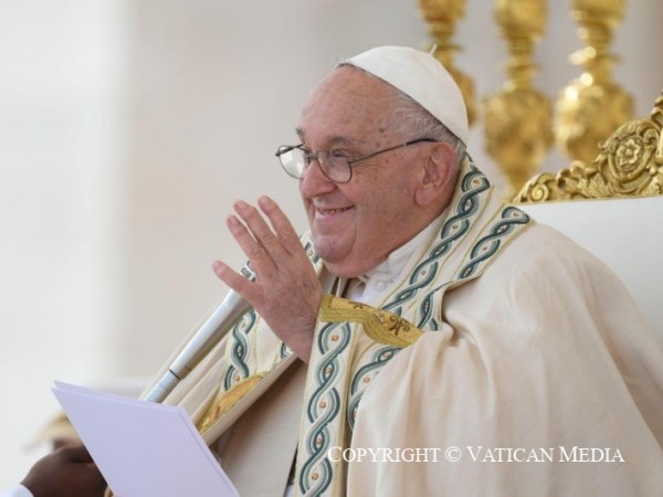Papa Francisco: «Todo cristiano está llamado a participar en esta misión&nbsp;universal»