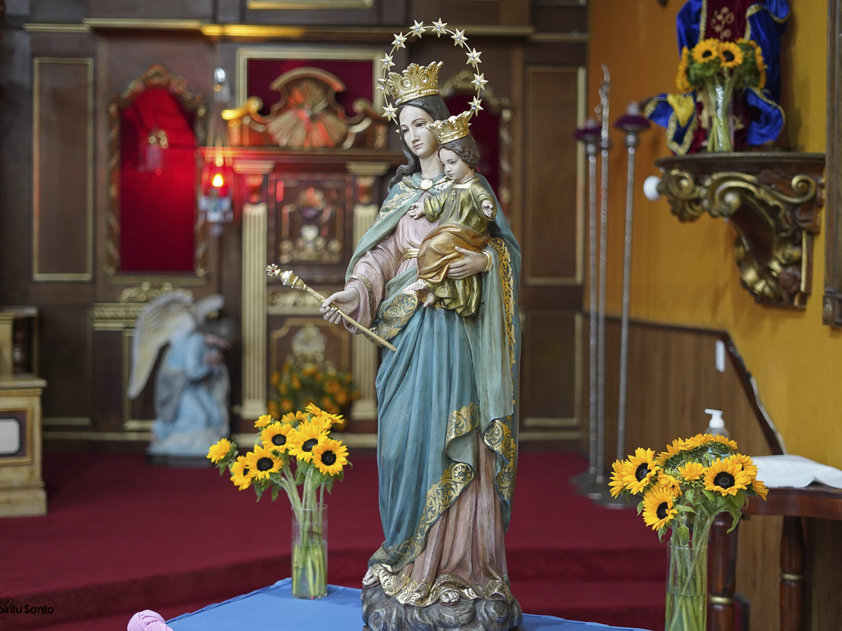 Al colocar a María Auxiliadora en la entrada de la&nbsp;casa