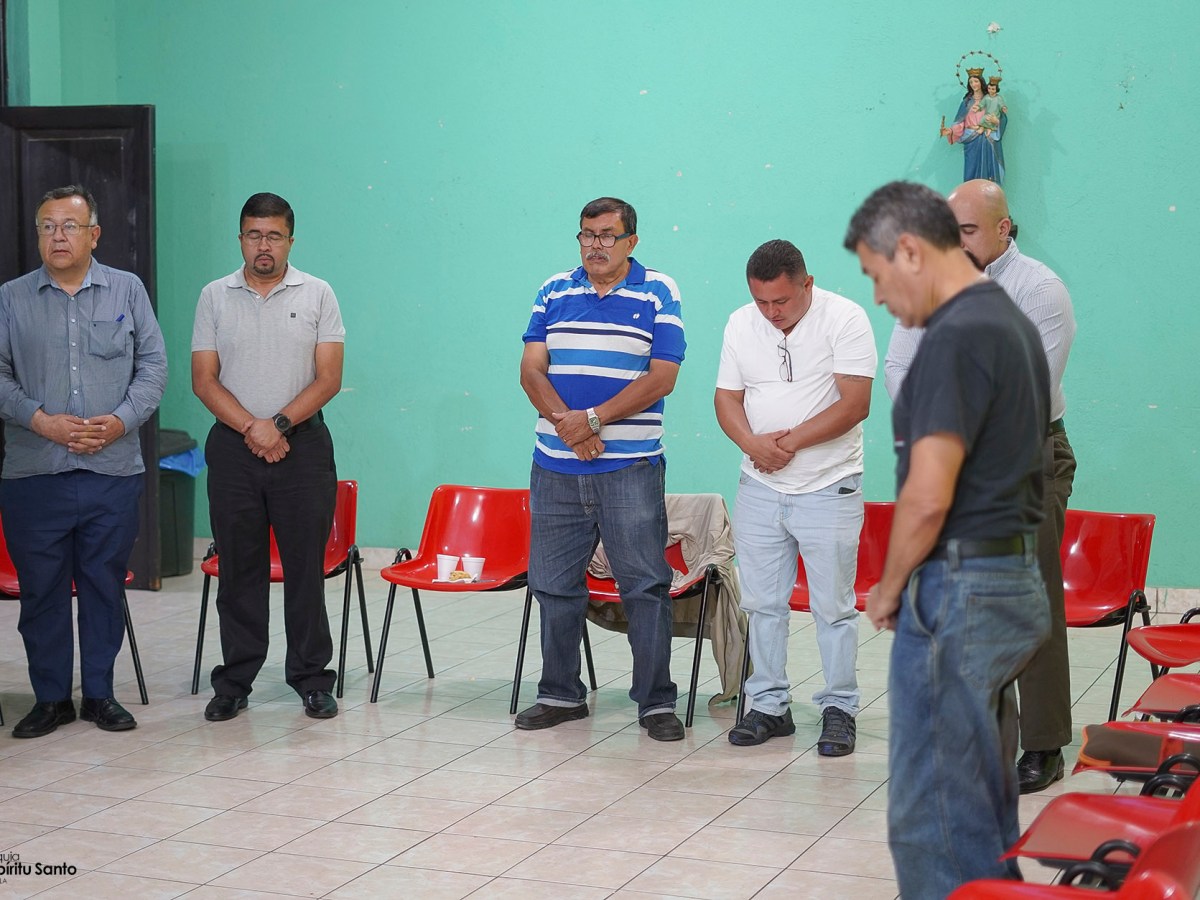 El grupo de hombres inicia sus&nbsp;actividades