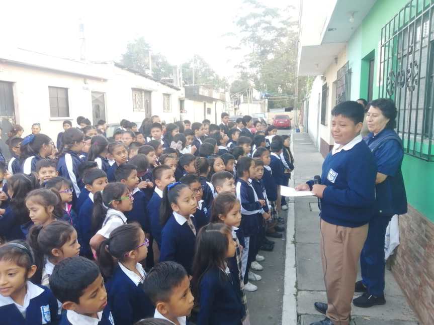 Rezo del Vía Crucis en el Miguel&nbsp;Magone