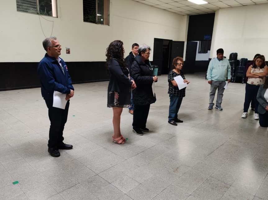 Rezo del Santo Vía Crucis en la Comunidad Espíritu&nbsp;Santo