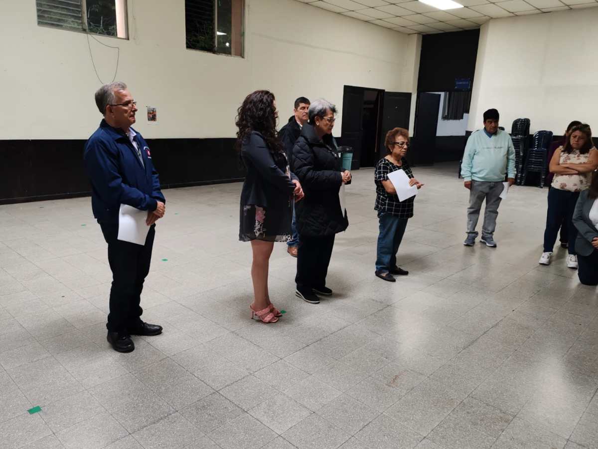 Rezo del Santo Vía Crucis en la Comunidad Espíritu&nbsp;Santo