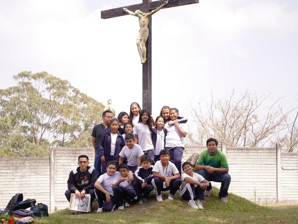 Los alumnos de quinto año del Miguel Magone participan en&nbsp;retiro
