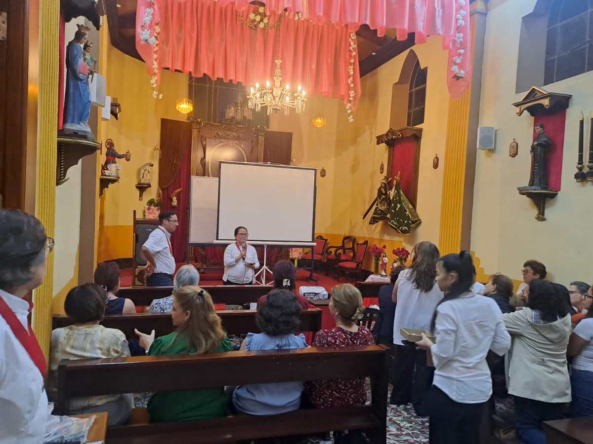 Continúa el curso de preparación para la Consagración al Sagrado Corazón de&nbsp;Jesús