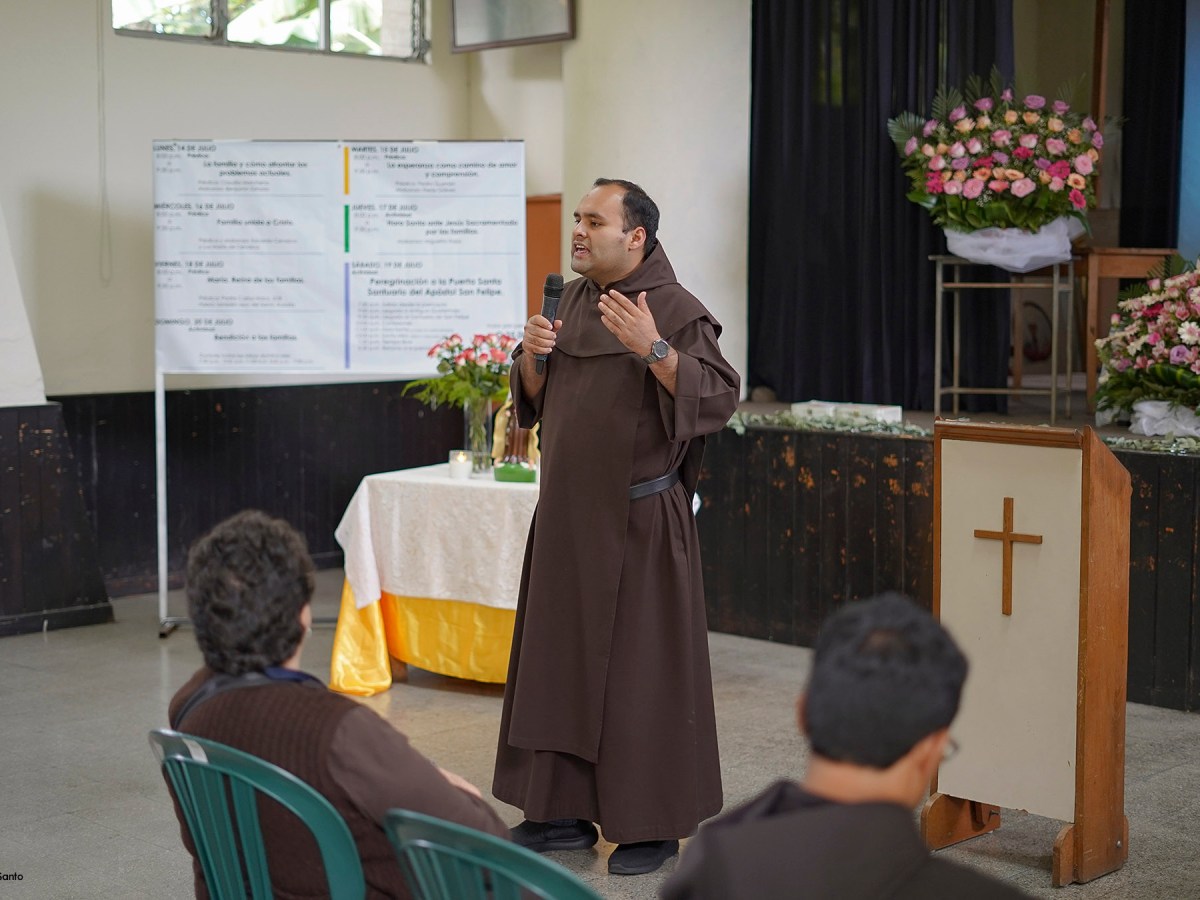 Visita de la Orden Carmelita a nuestra&nbsp;Parroquia