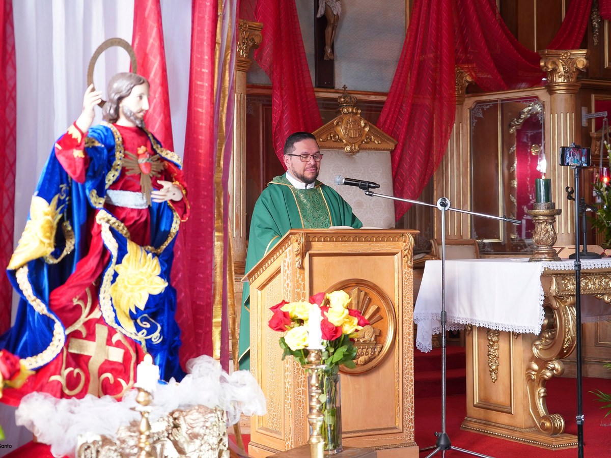 Un Encuentro con el Amor Infinito: Celebración del Primer Viernes al Sagrado Corazón de&nbsp;Jesús