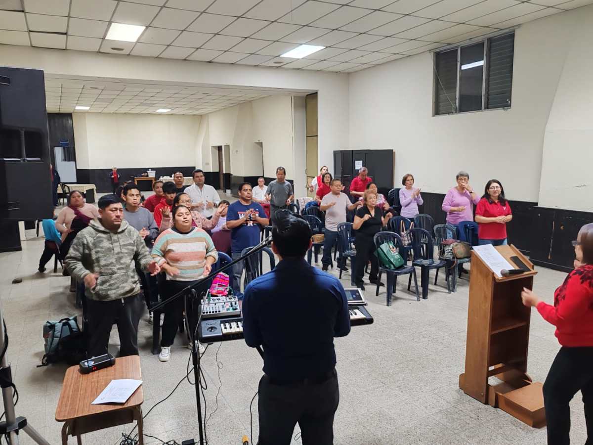 María, como primicia, va&nbsp;adelante