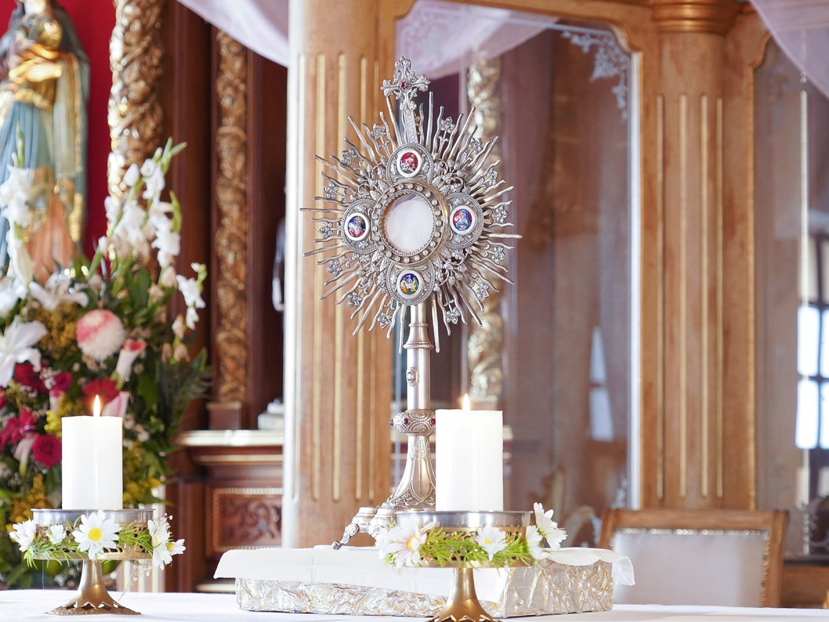 Exposición del Santísimo Sacramento fortalece la vida espiritual de la&nbsp;comunidad
