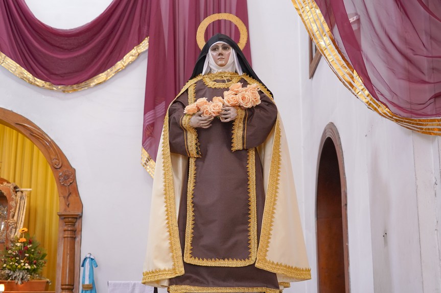 Novena a Santa Teresita del Niño Jesús. Día&nbsp;01
