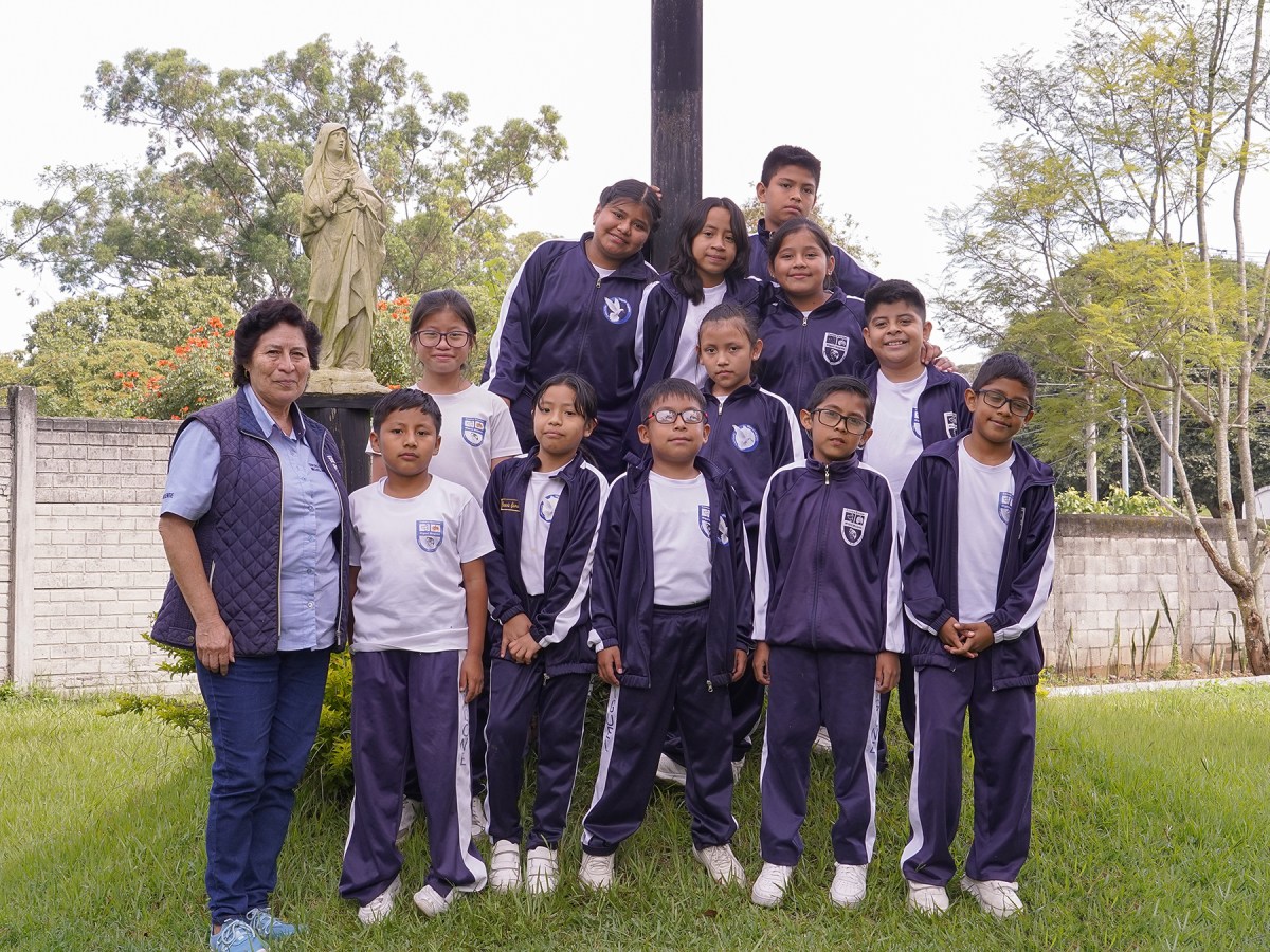 Niños del Centro Escolar Miguel Magone viven su retiro previo a la Primera&nbsp;Comunión