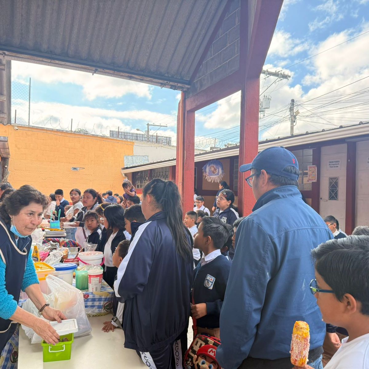 Mañana de alegría en el&nbsp;mercadito